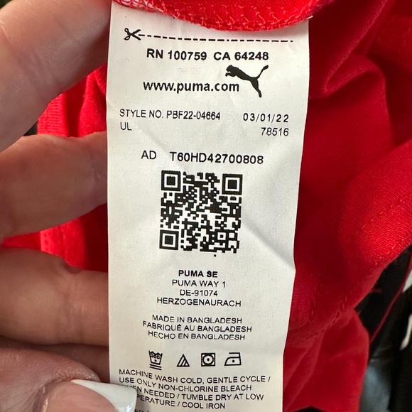 PUMA Kids 2-Piece Set - Size 4
Comfy, Cool & Ready to Move! - Picture 6 of 6